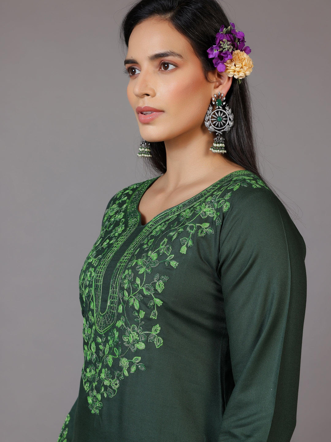 Green Yoke Design Wool Blend Straight Kurta Set - Libas 