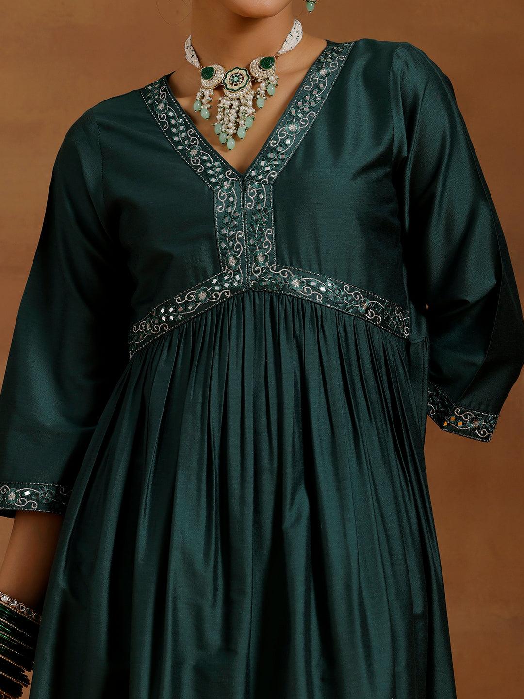 Green Solid Silk Blend A-Line Kurta With Trousers & Dupatta - Libas