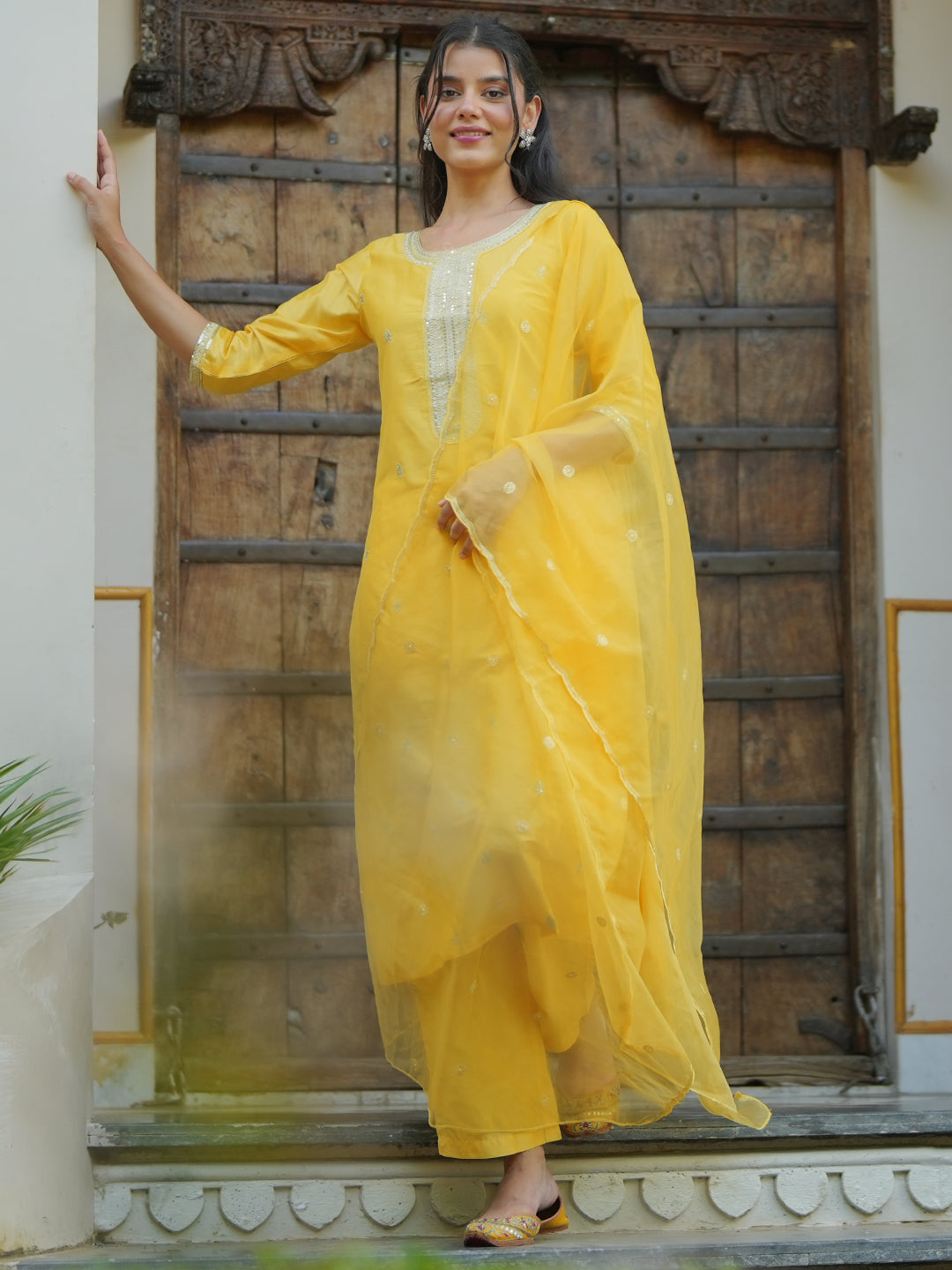  Yellow Embroidered Silk Blend Straight Suit With Dupatta 