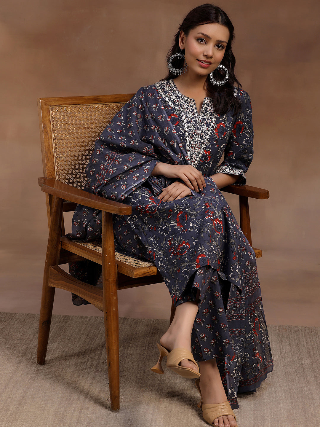  Grey Printed Cotton Straight Suit With Dupatta 