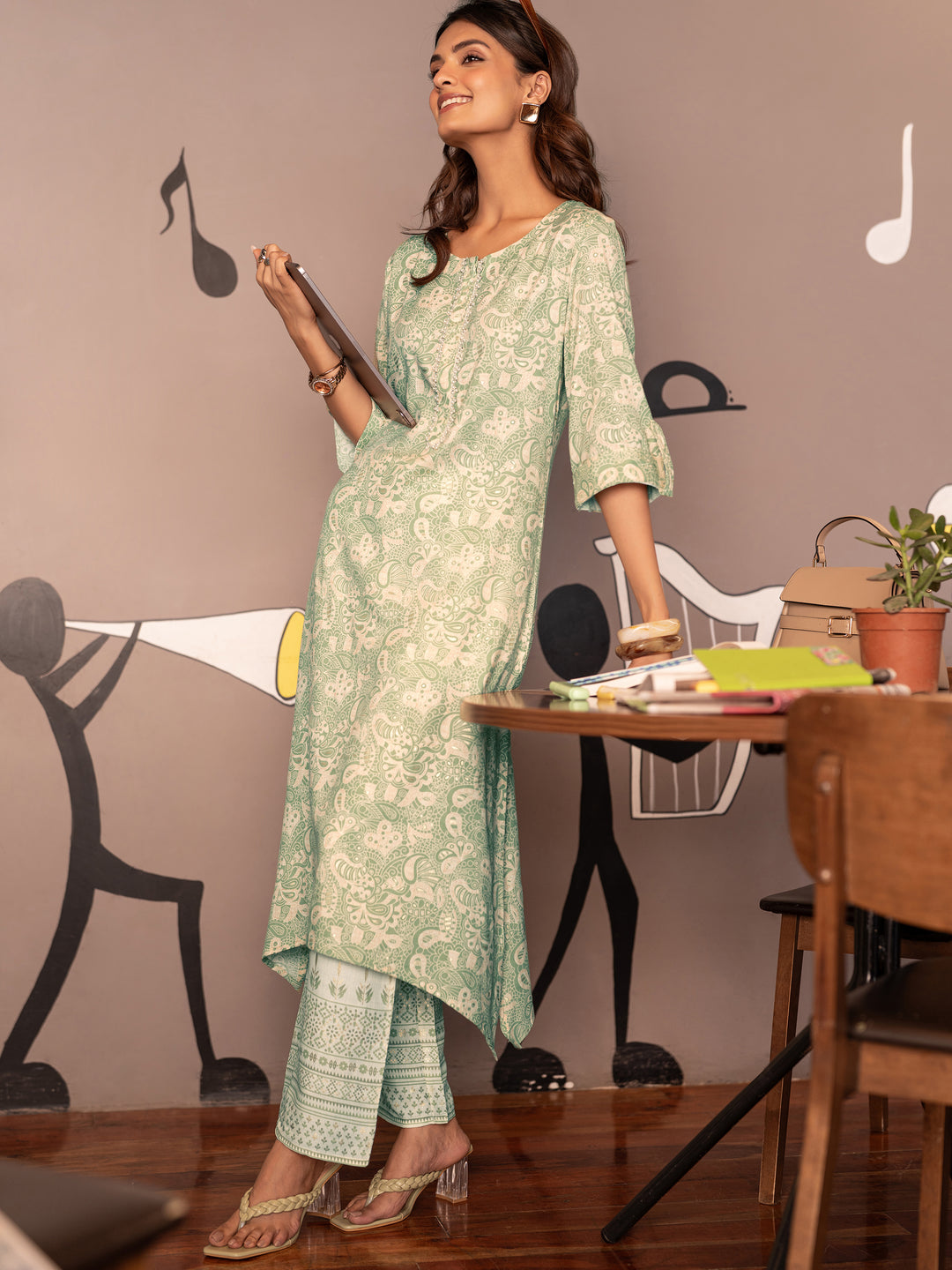  Green Printed Cotton Blend Straight Kurta With Palazzos 