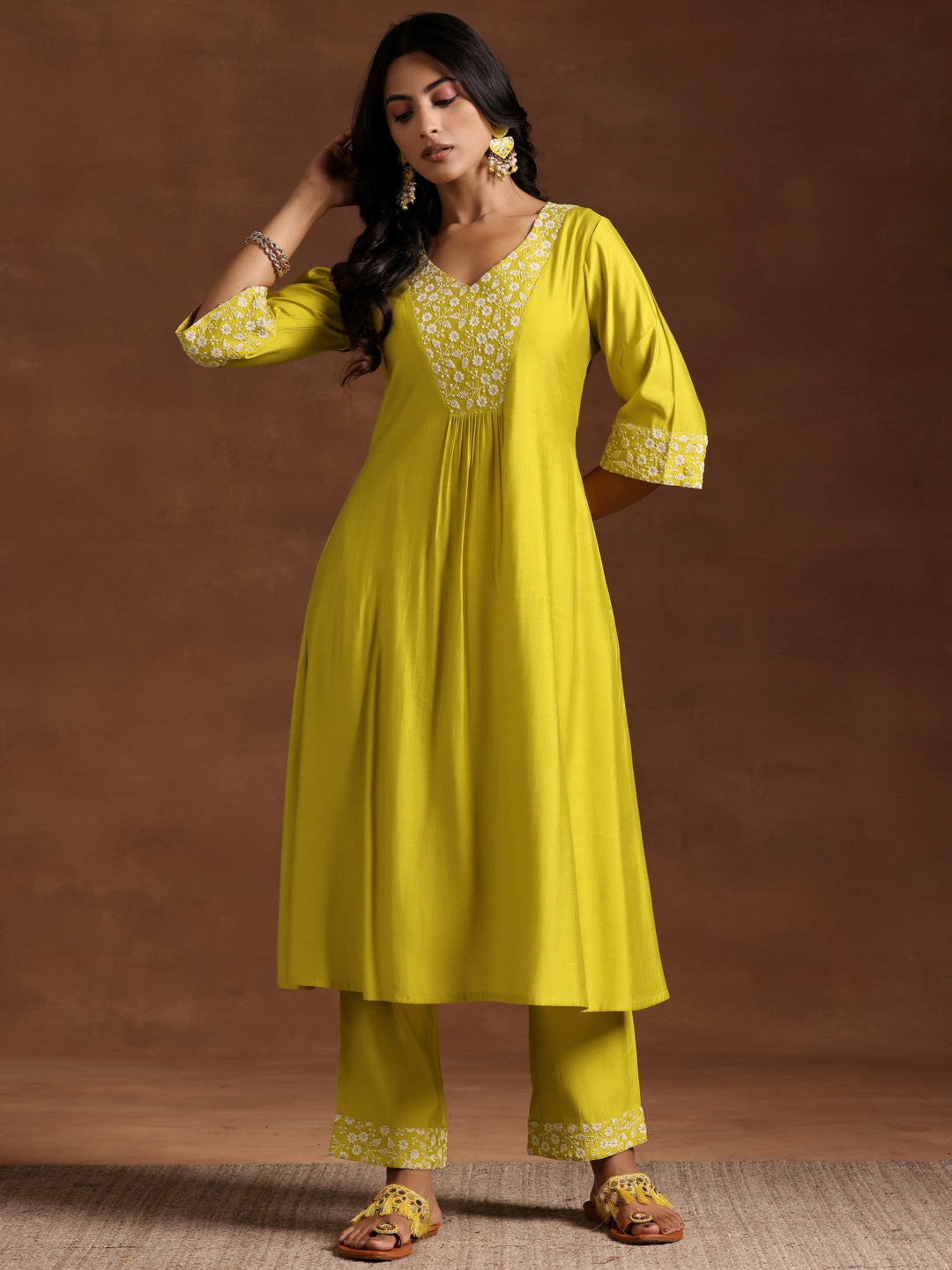  Yellow Yoke Design Silk Blend A-Line Kurta With Trousers 