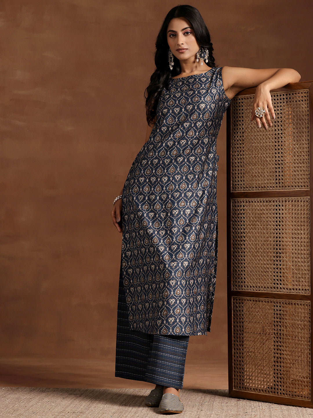  Blue Printed Silk Blend Straight Kurta Set 