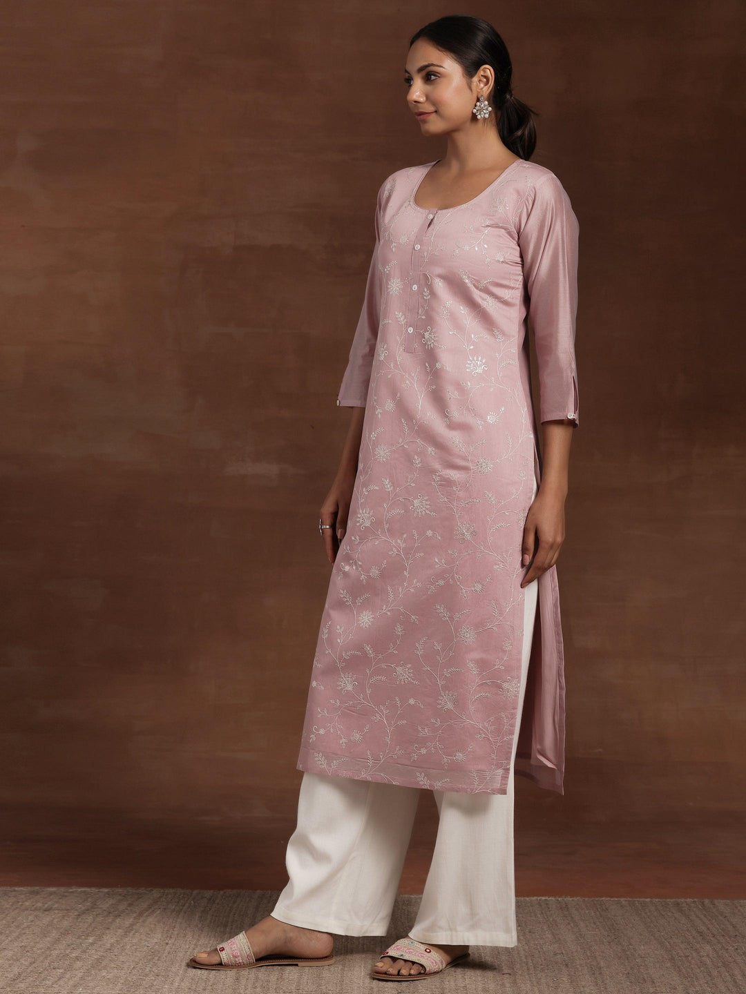 Mauve Embroidered Silk Straight Kurta - Libas