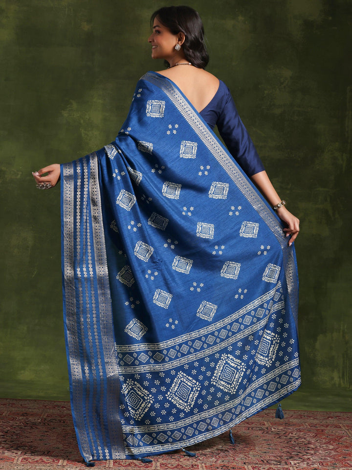 Teal Printed Silk Blend Saree With Unstitched Blouse Piece - Libas