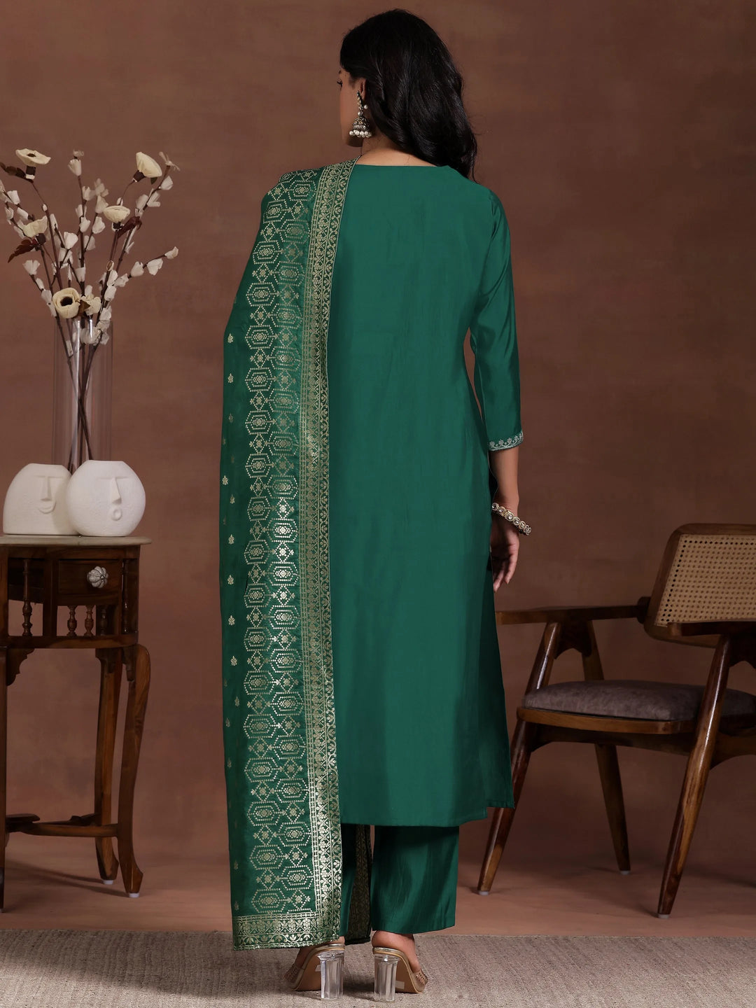  Green Yoke Design Silk Blend Straight Suit With Dupatta 