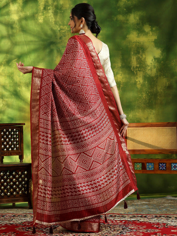 Maroon Printed Silk Blend Saree With Unstitched Blouse Piece - Libas