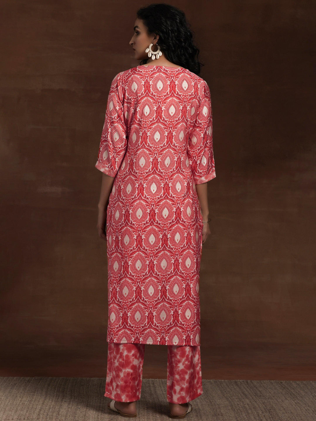 Peach Printed Silk Blend Straight Kurta Set - Libas