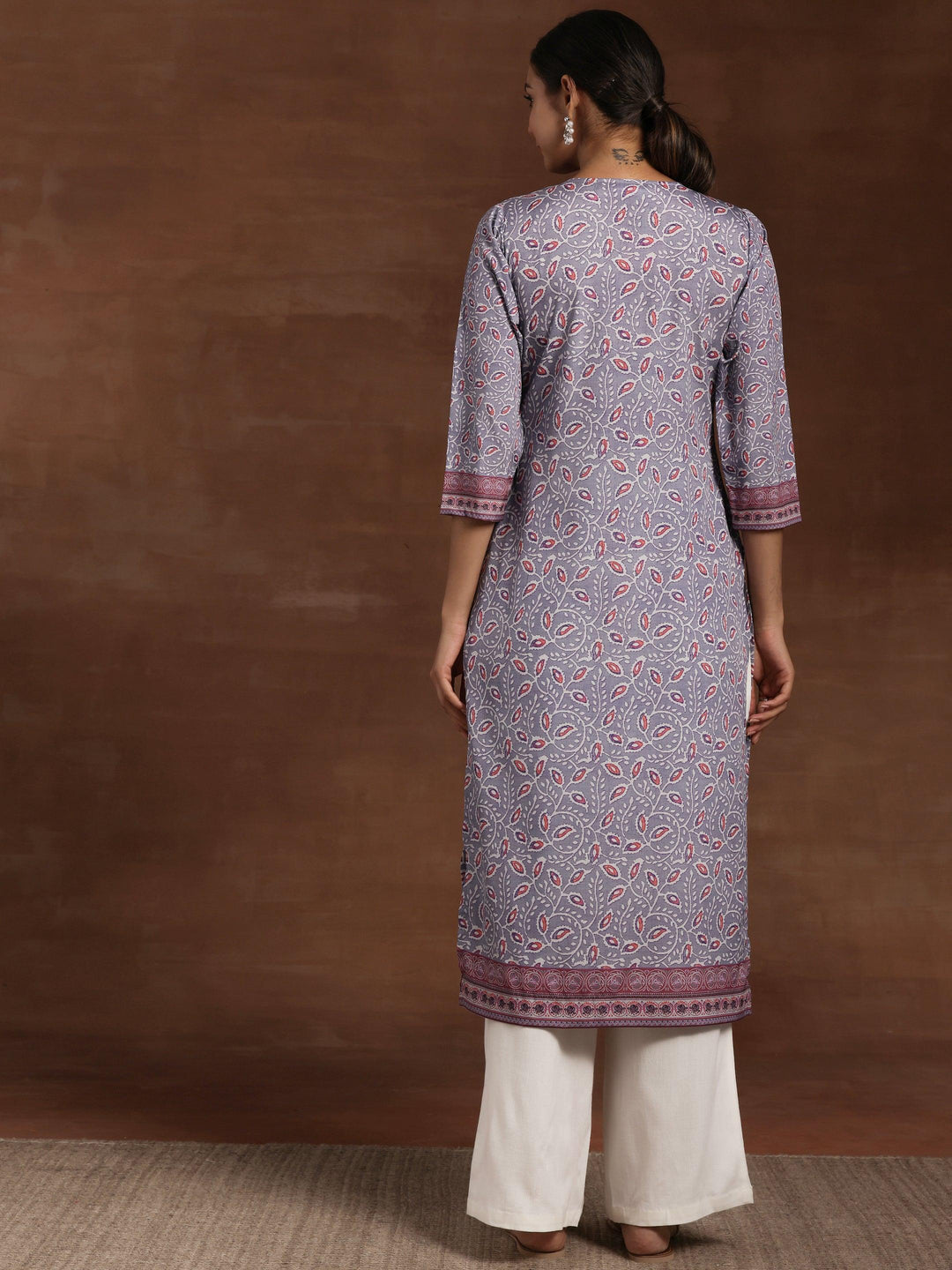 Lavender Printed Crepe Straight Kurta - Libas 