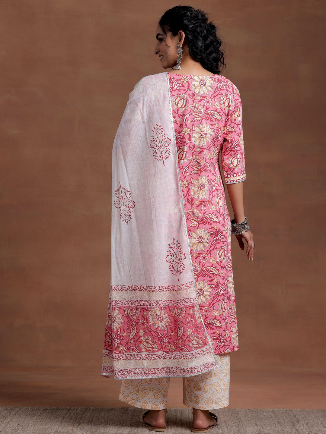 Pink Printed Cotton Straight Suit With Dupatta - Libas