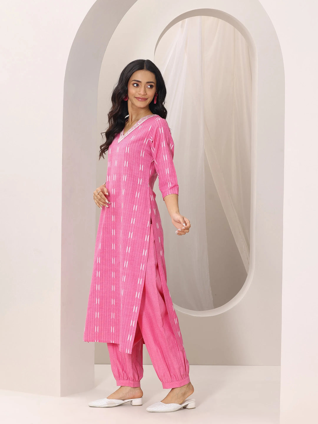  Pink Woven Design Cotton Blend Straight Suit Set With Dupatta 