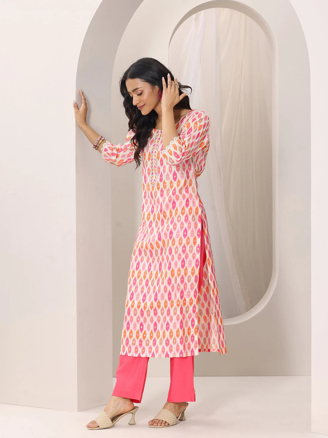  Pink Printed Silk Blend Straight Suit Set With Dupatta 