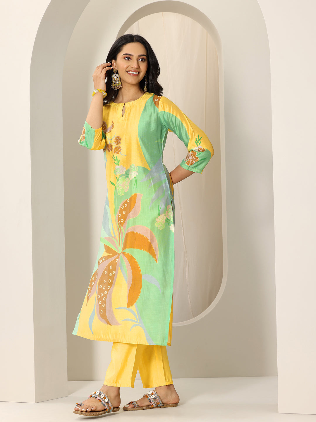  Yellow Printed Silk Blend Straight Suit Set With Dupatta 