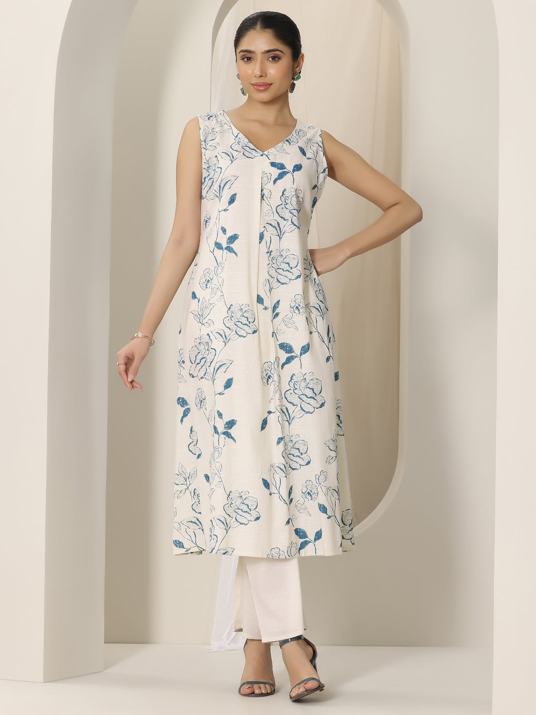 Off white Printed Silk Blend A-Line Kurta Set