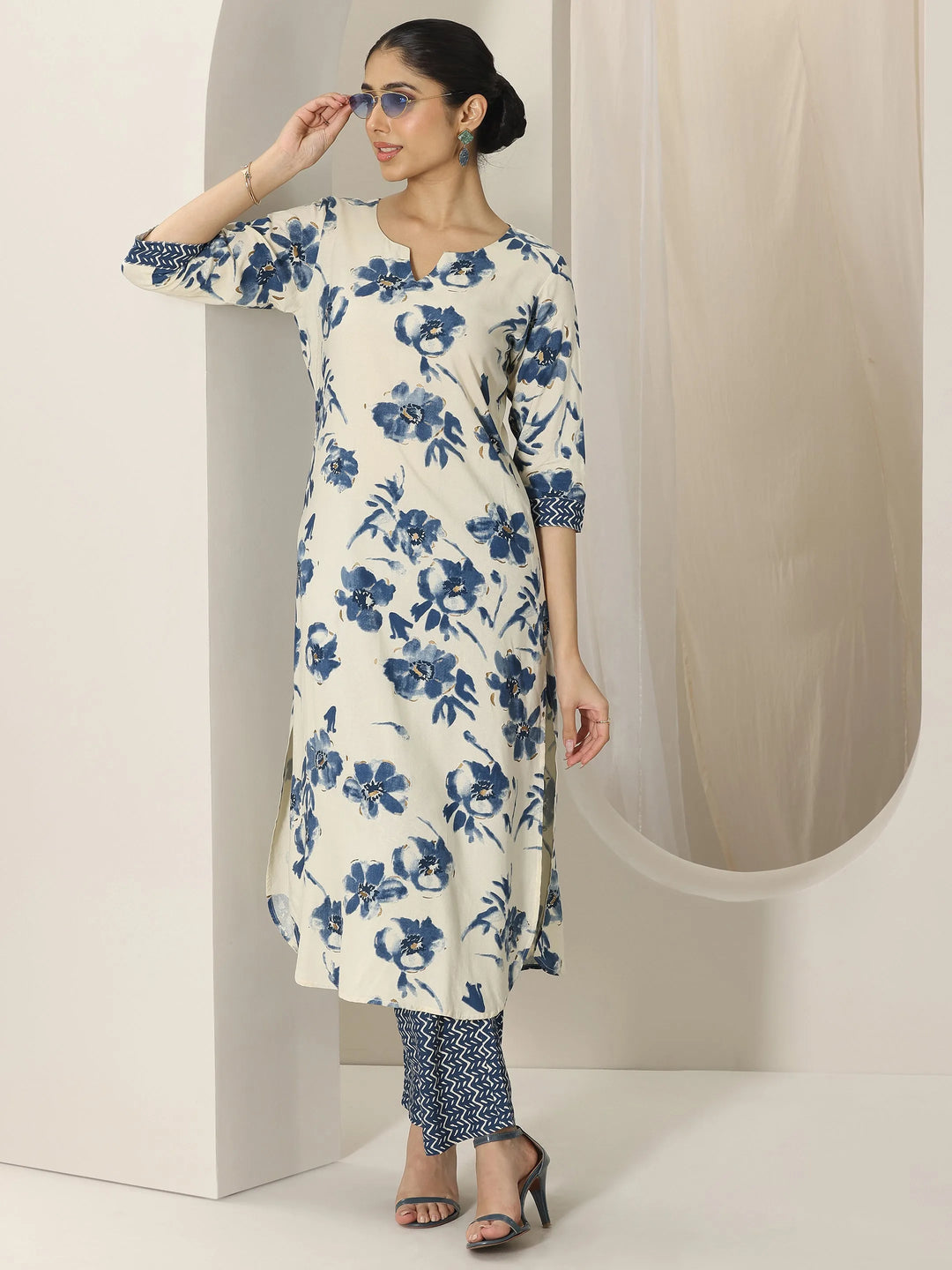  Blue Printed Viscose Rayon Straight Kurta Set 