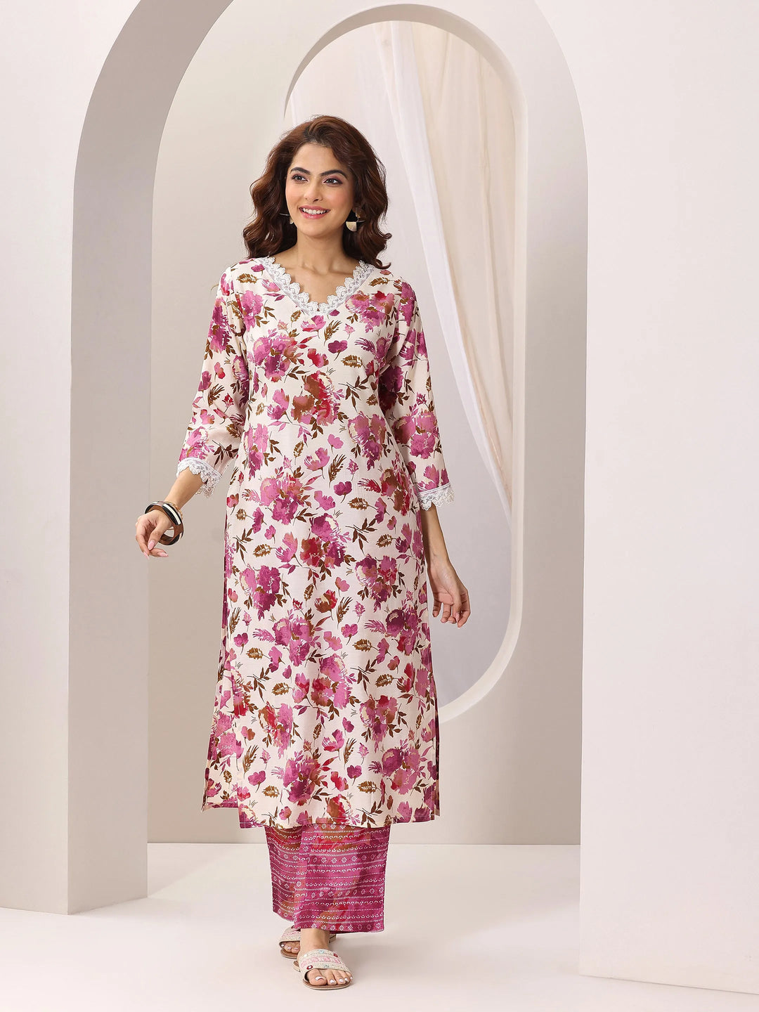  Off White Printed Silk Blend Straight Kurta Set 