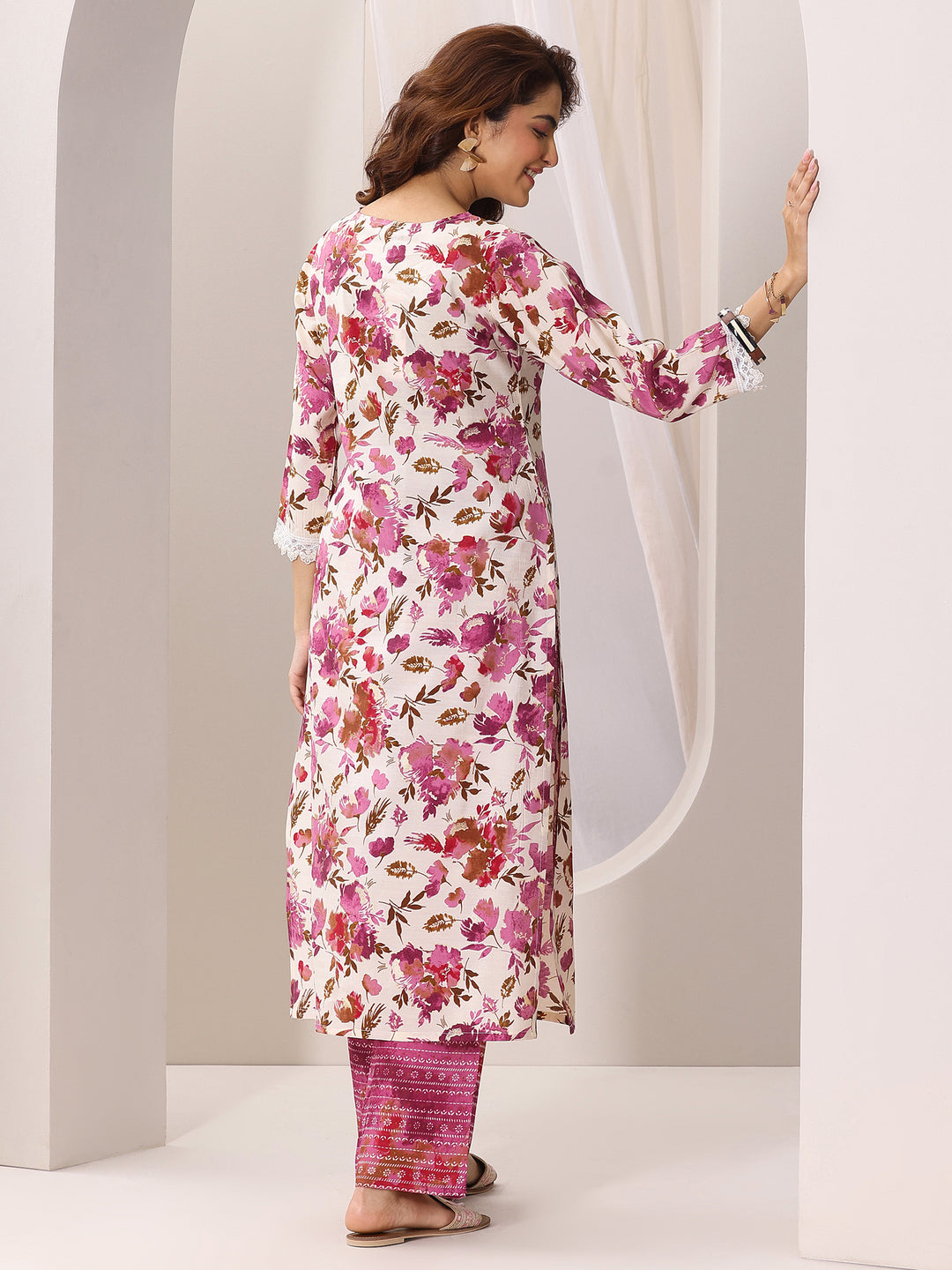  Off White Printed Silk Blend Straight Kurta Set 