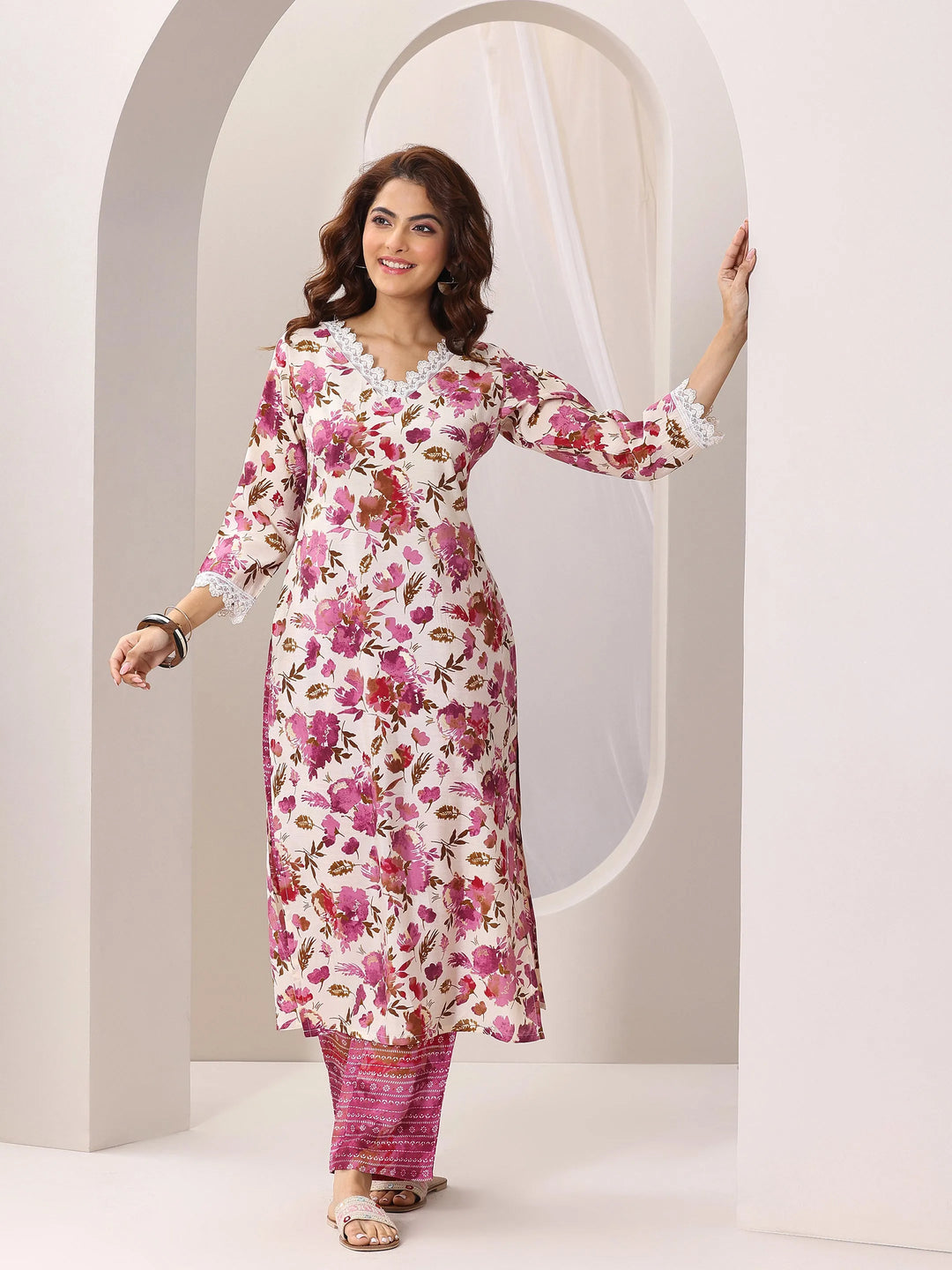  Off White Printed Silk Blend Straight Kurta Set 