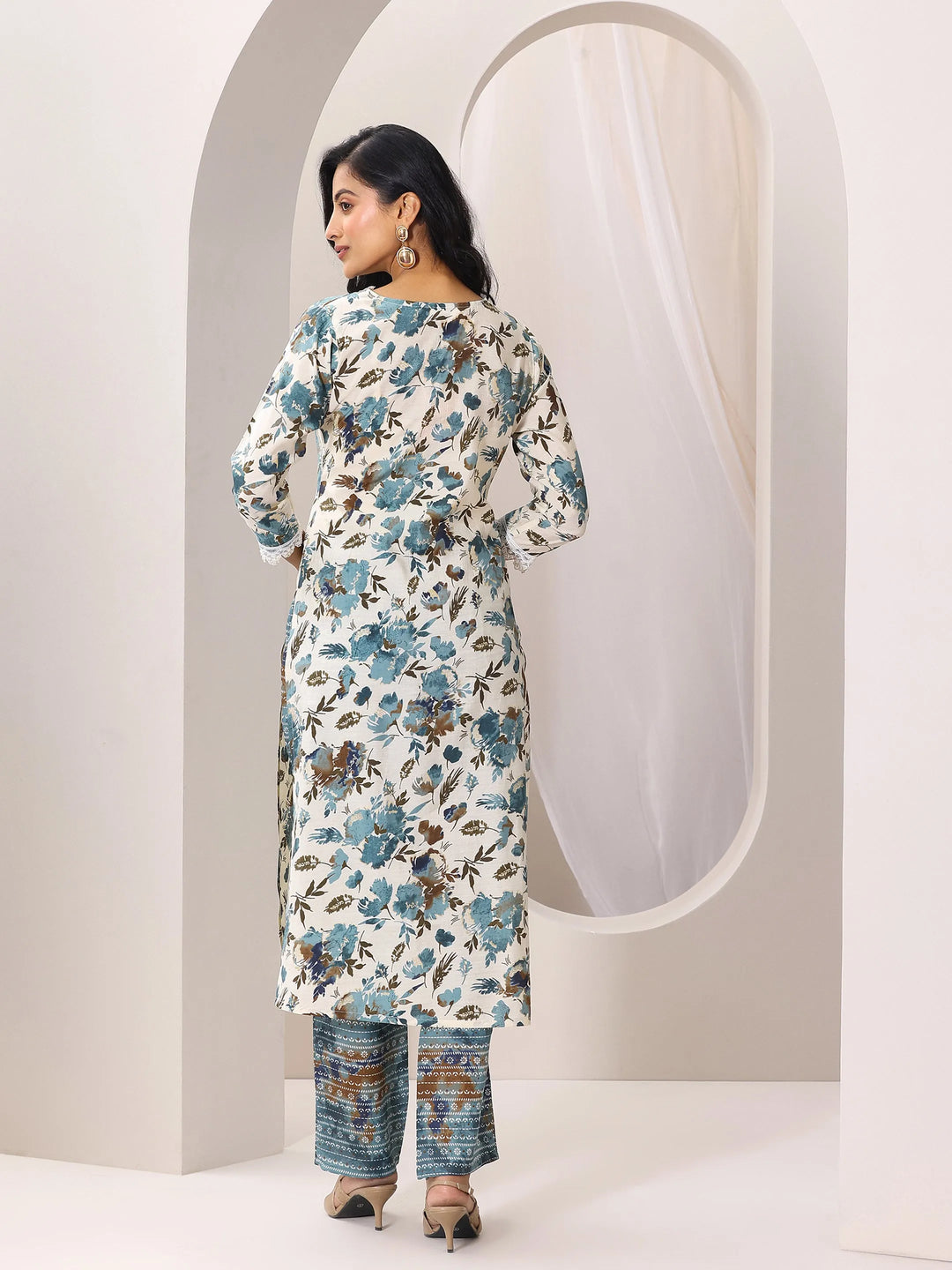  Off White Printed Silk Blend Straight Kurta Set 