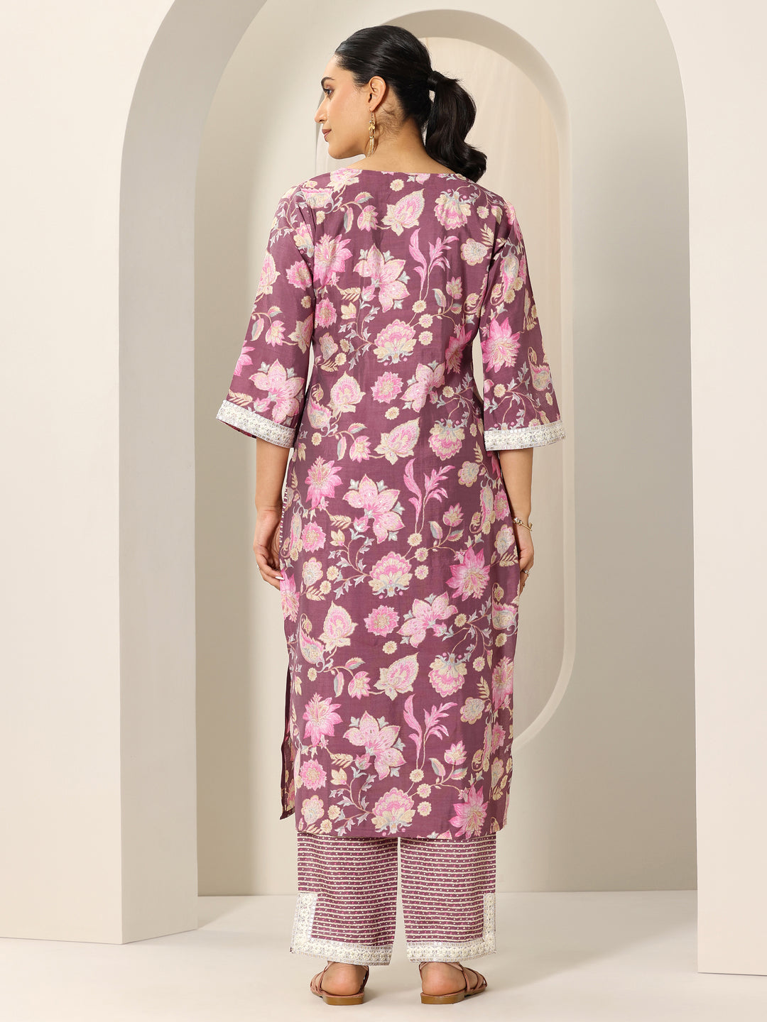  Mauve Printed Silk Blend Straight Kurta Set 