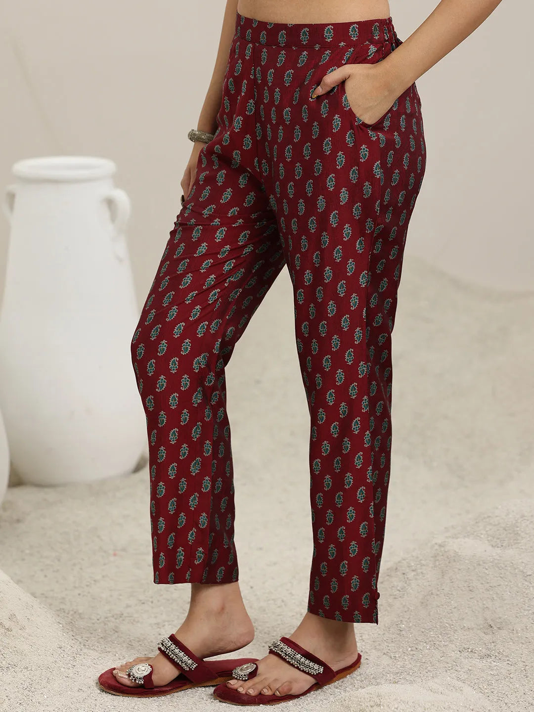  Maroon Printed Silk Blend Straight  Suits With Dupatta 