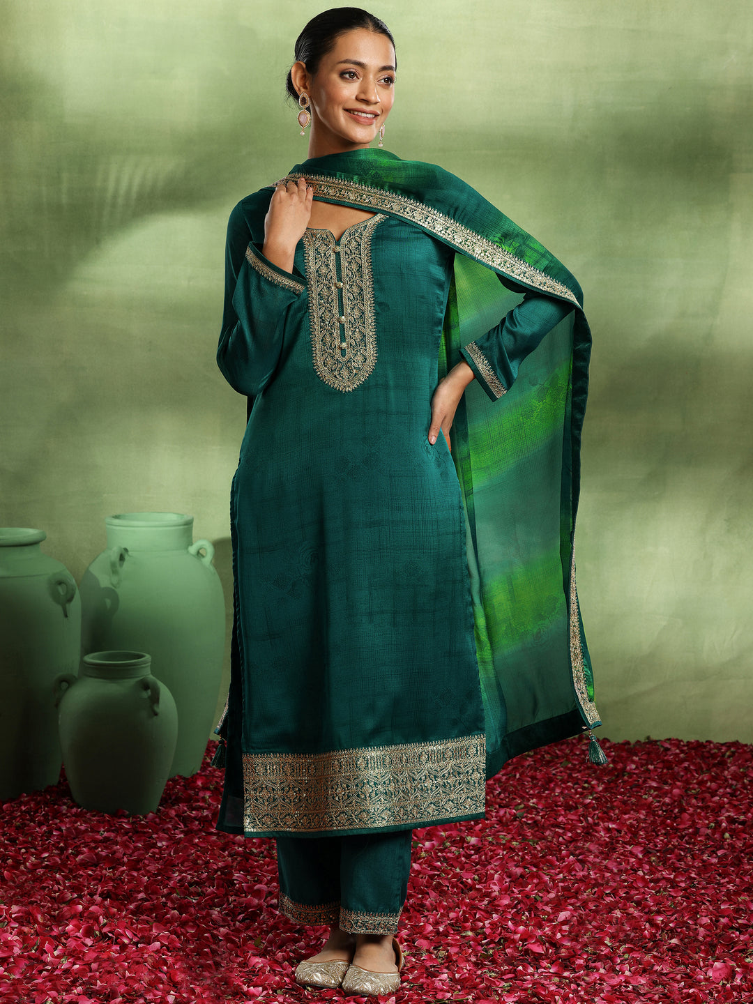  Green Yoke Design Silk Blend Straight Suit With Dupatta 