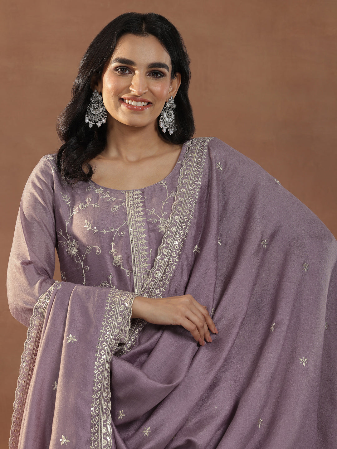  Mauve Embroidered Silk Blend Straight Suit Set With Dupatta 