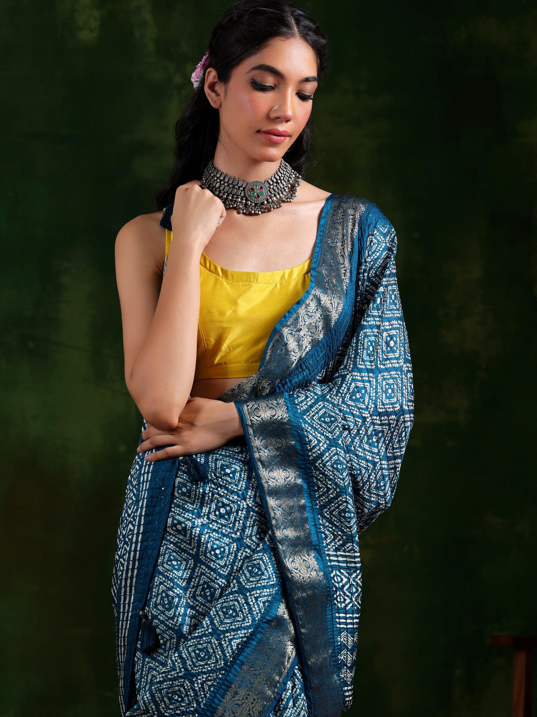 Blue Printed Silk Blend Saree With Unstitched Blouse Piece - Libas