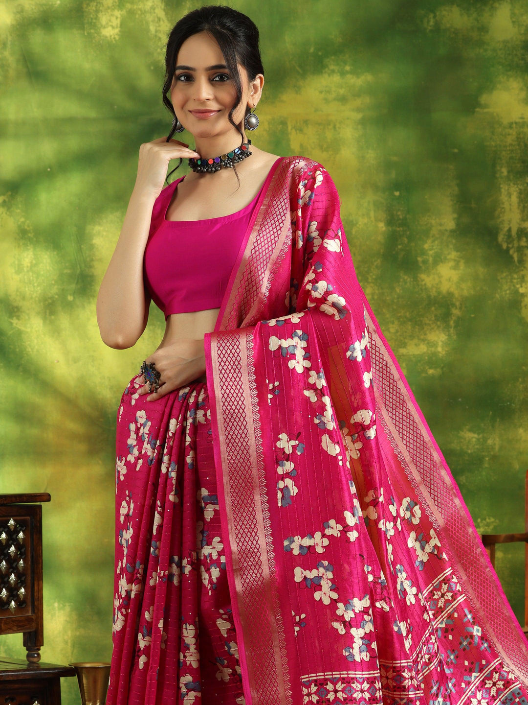 Pink Printed Silk Blend Saree With Unstitched Blouse Piece - Libas 