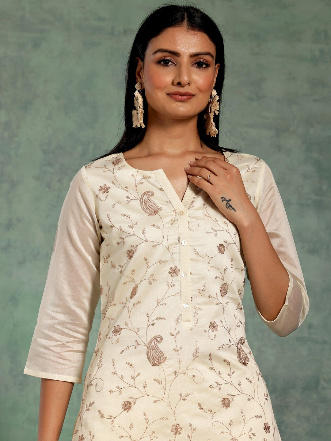 Off White Embroidered Chanderi Silk Straight Kurta - Libas 