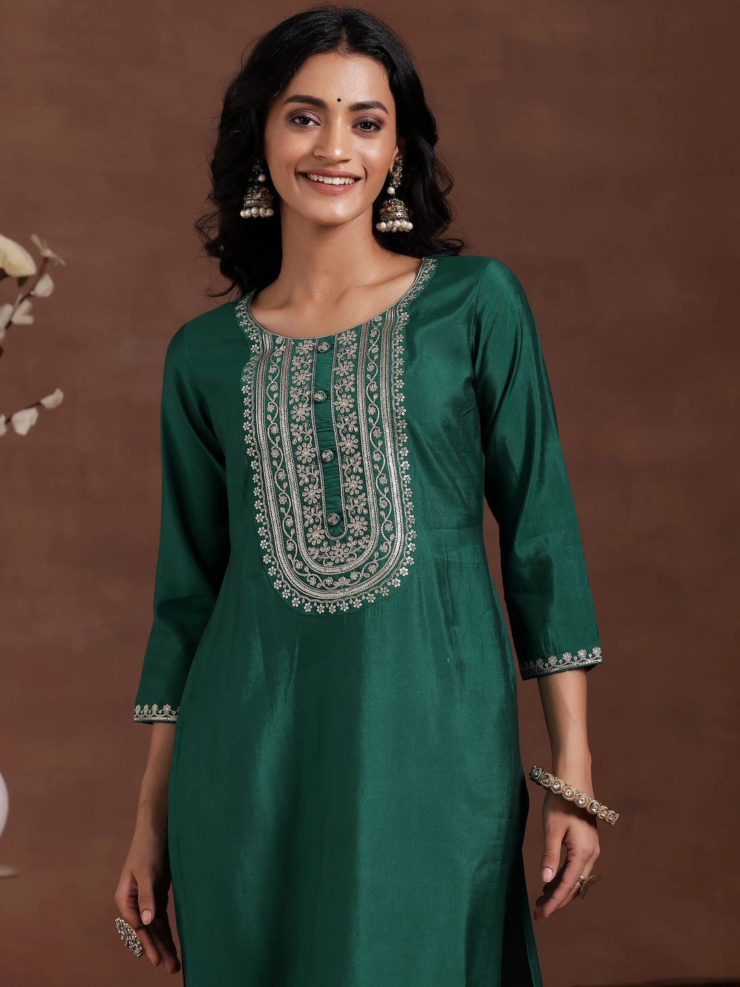  Green Yoke Design Silk Blend Straight Suit With Dupatta 