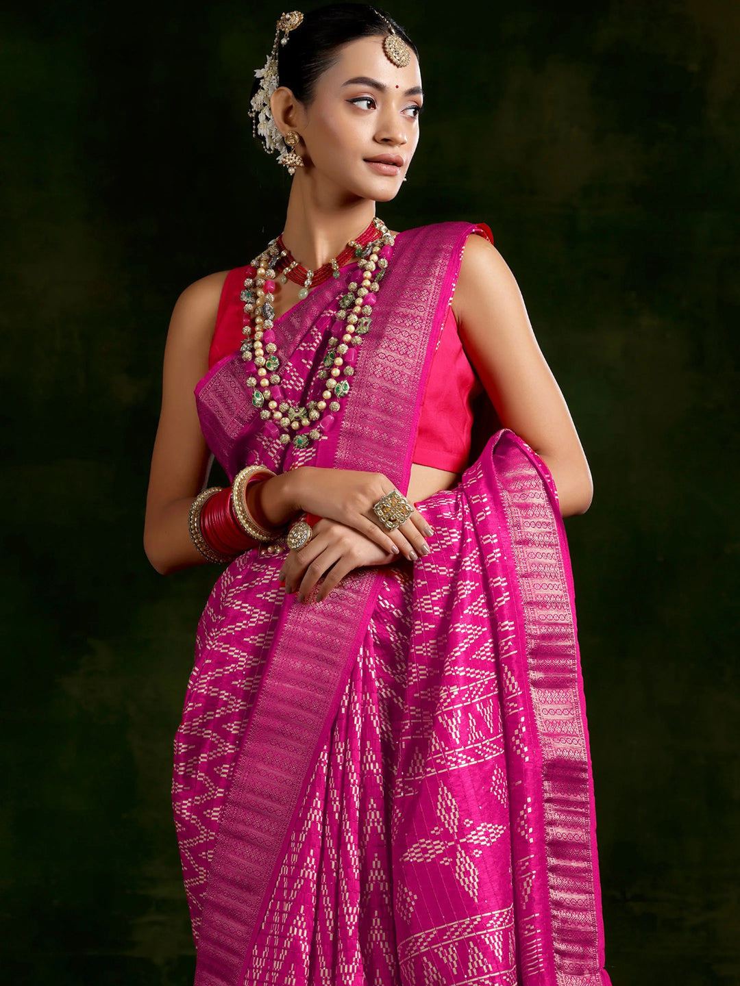 Pink Printed Silk Blend Saree With Unstitched Blouse Piece