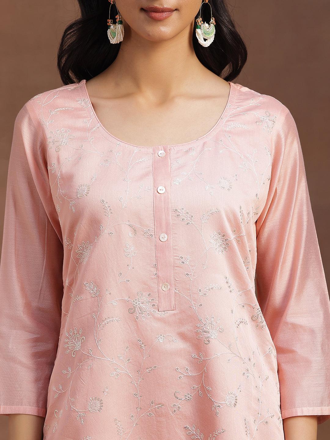 Peach Embroidered Chanderi Silk Straight Kurta - Libas