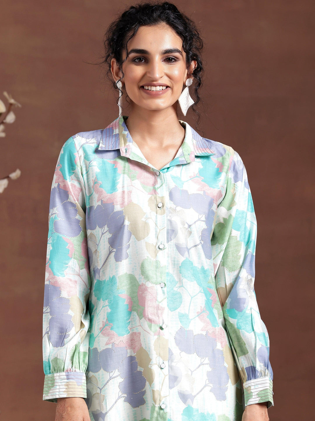 Green Printed Silk Blend Straight Kurti - Libas 