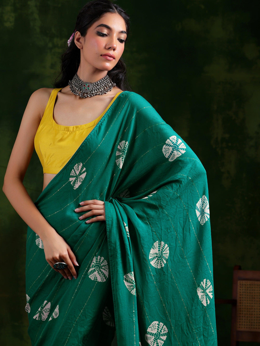 Rama Green Printed Poly Chiffon Saree With Unstitched Blouse Piece - Libas