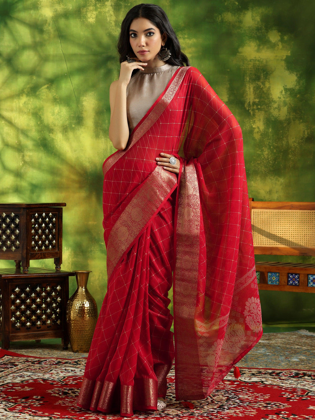 Red Printed Silk Blend Saree With Unstitched Blouse Piece - Libas