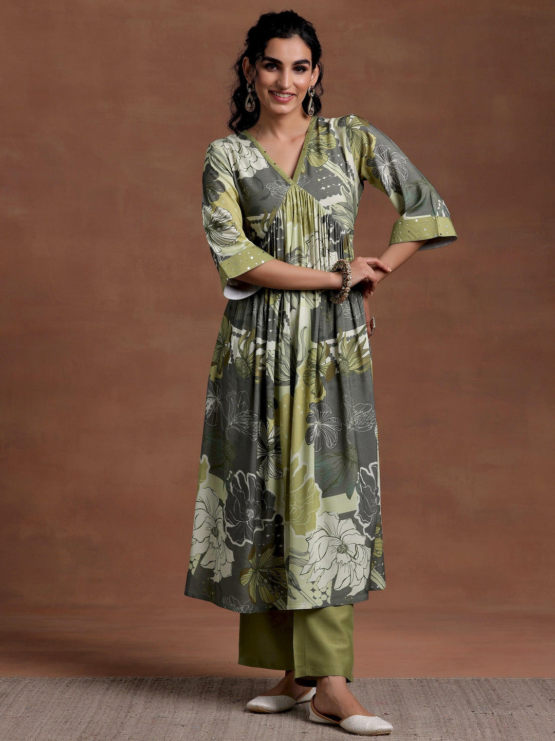 Green Printed Rayon A-Line Kurta With Trousers - Libas 