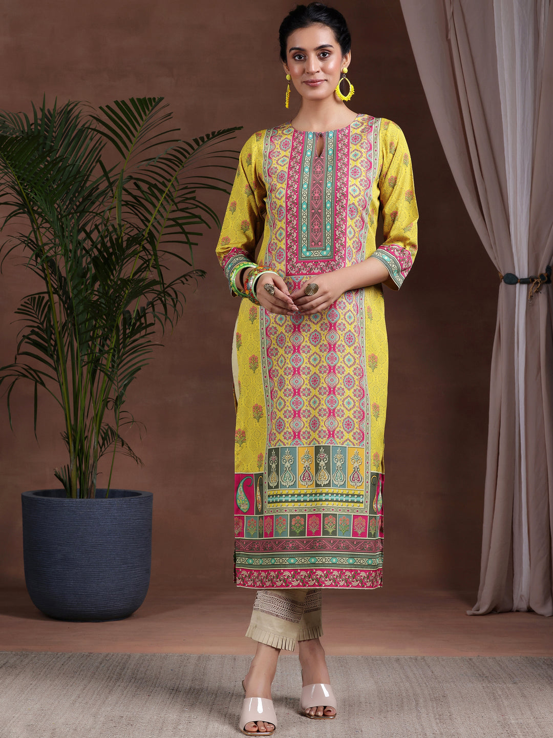  Mustard Printed Crepe Straight Kurta 