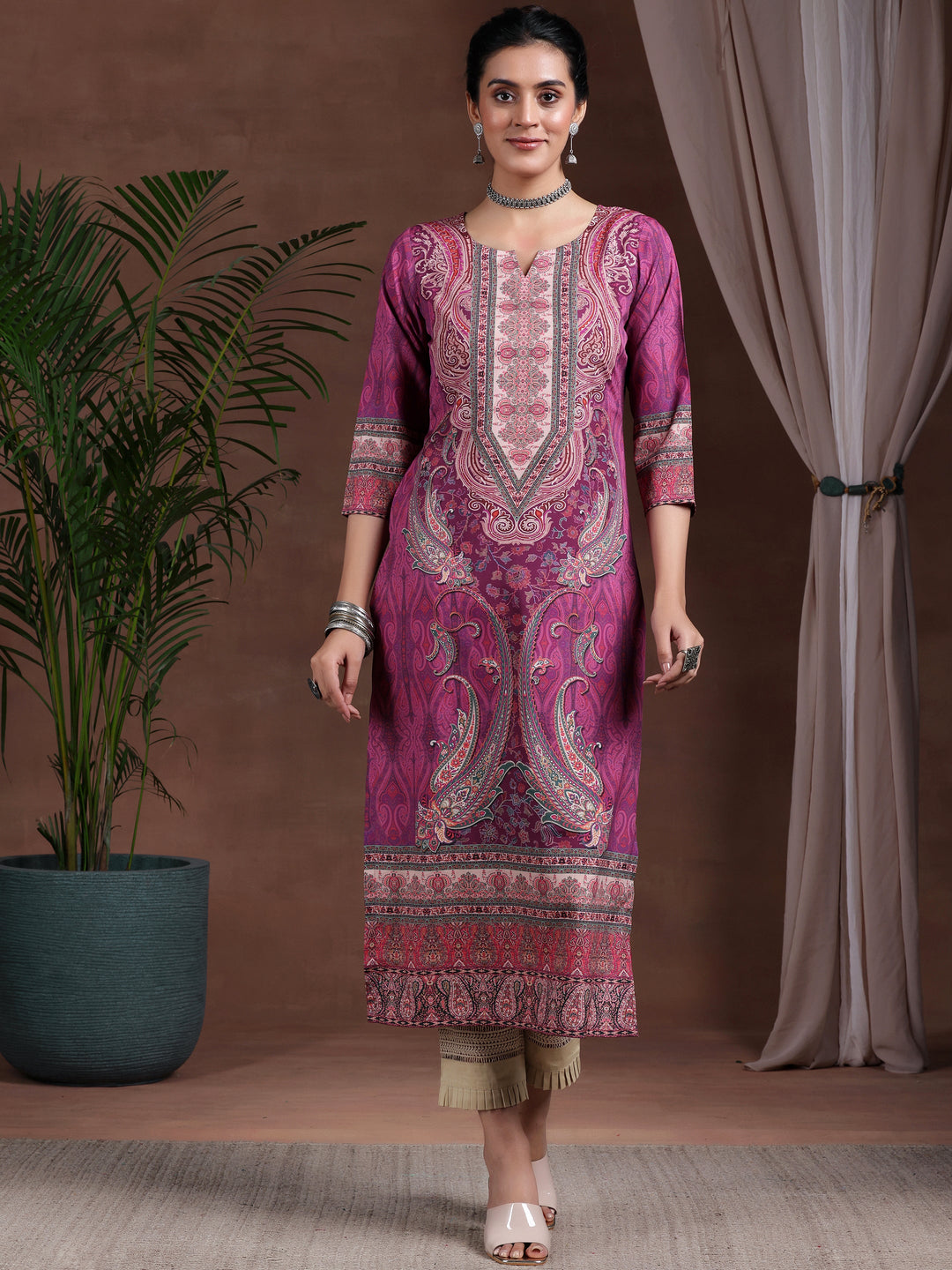  Mauve Printed Crepe Straight Kurta 