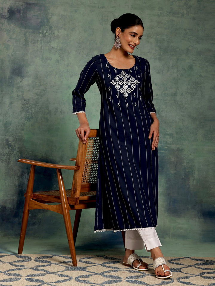 Blue Embroidered Silk Straight Kurta - Libas