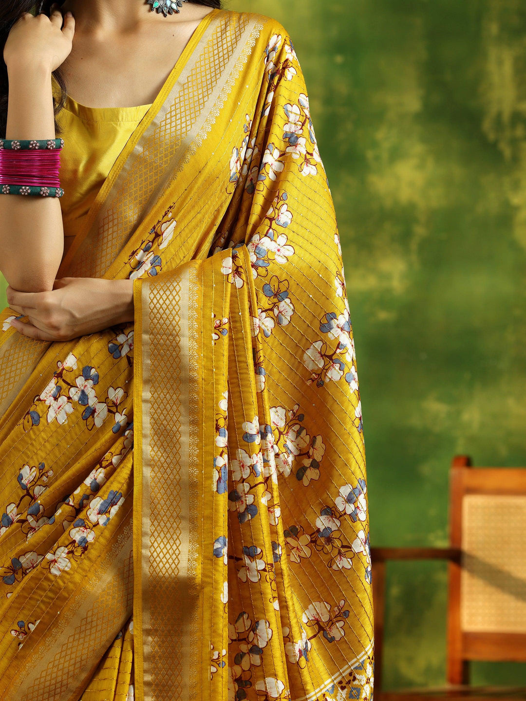 Mustard Printed Silk Blend Saree With Unstitched Blouse Piece - Libas