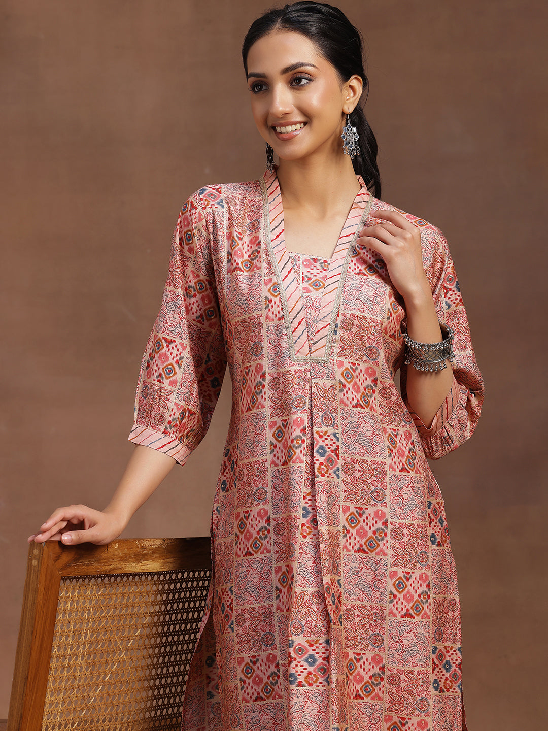  Peach Printed Silk Blend Straight Kurta Set 