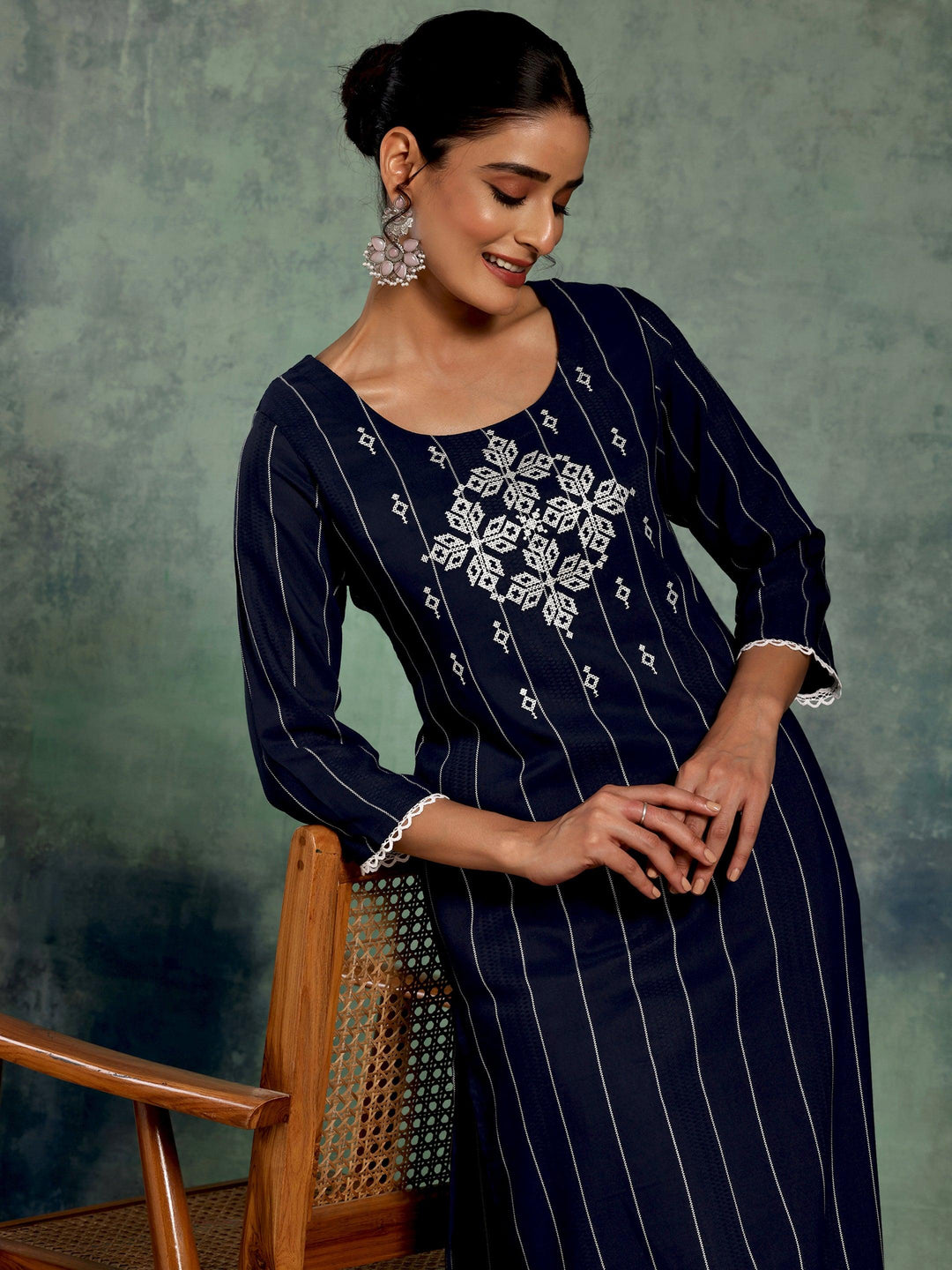 Blue Embroidered Silk Straight Kurta - Libas