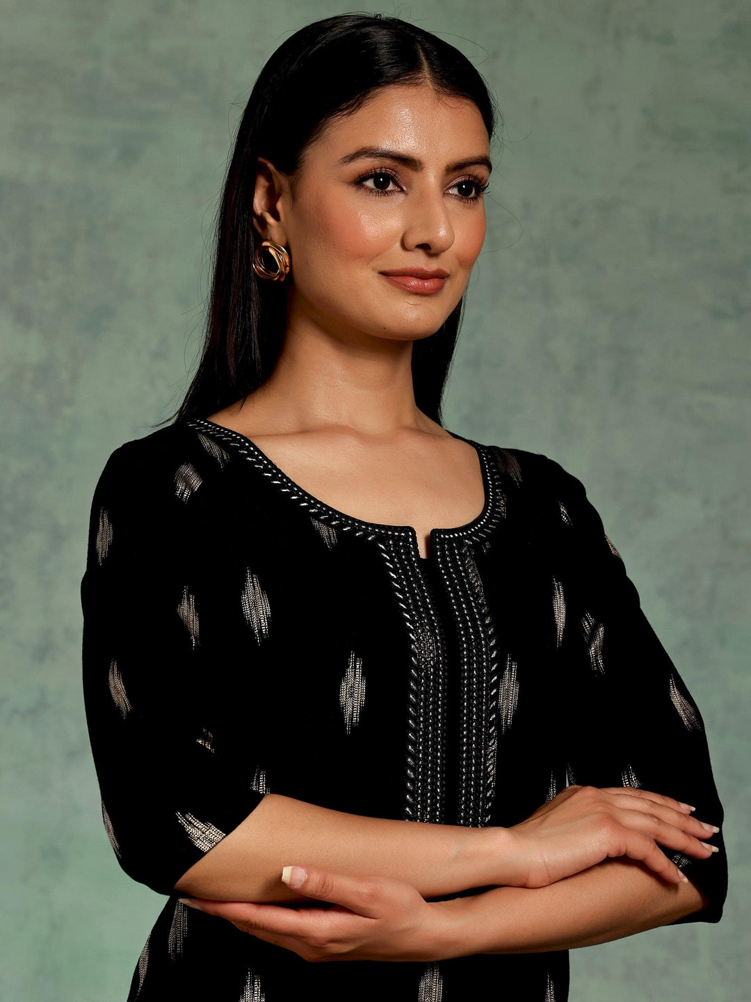 Black Embroidered Rayon Straight Kurta - Libas