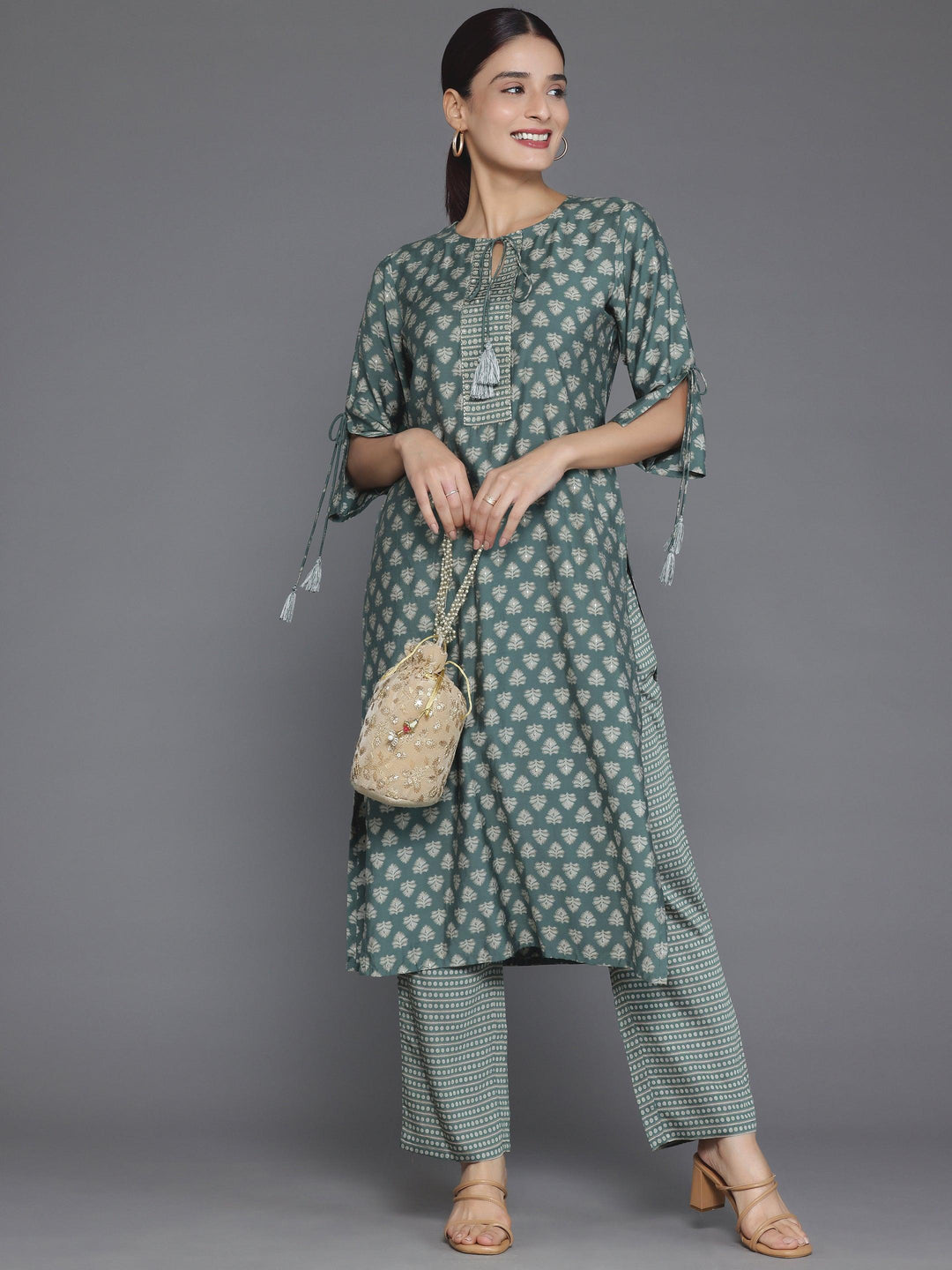 Green Printed Silk Blend Straight Kurta Set - Libas