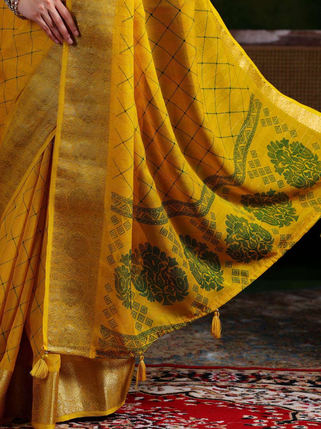 Mustard Printed Silk Blend Saree With Unstitched Blouse Piece - Libas 