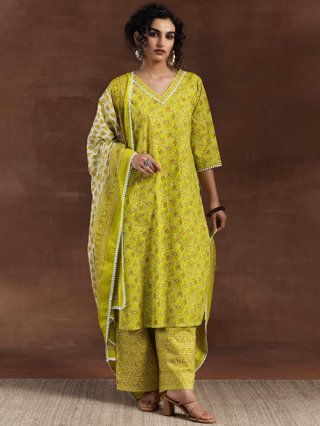 Green Printed Cotton Straight Suit With Dupatta - Libas