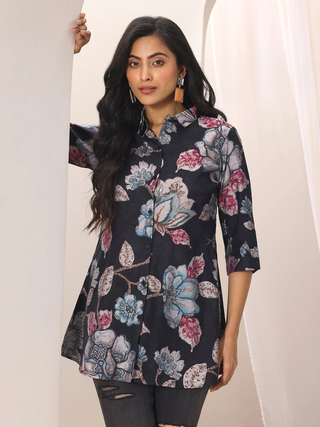  Black Printed Silk Blend Straight Short Kurti 