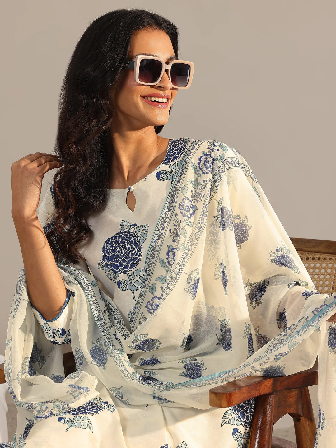  Off White Printed Chanderi Silk Straight Suit With Dupatta 