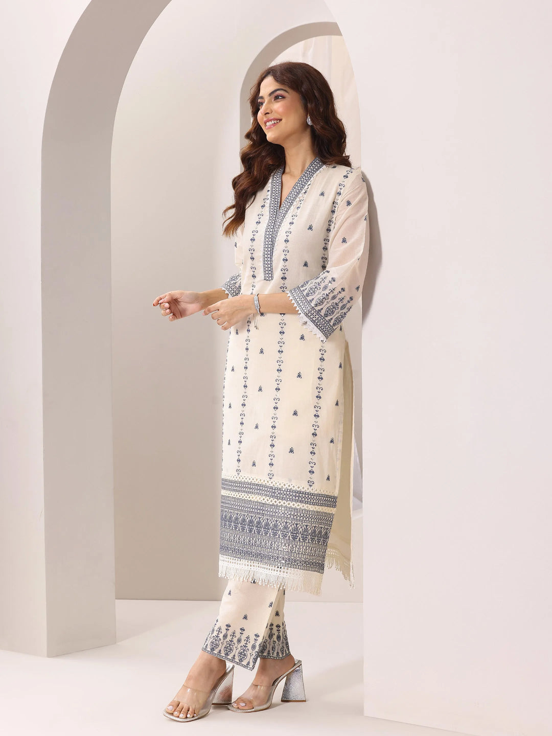  Off White Embroidered Cotton Straight Suit Set With Dupatta 